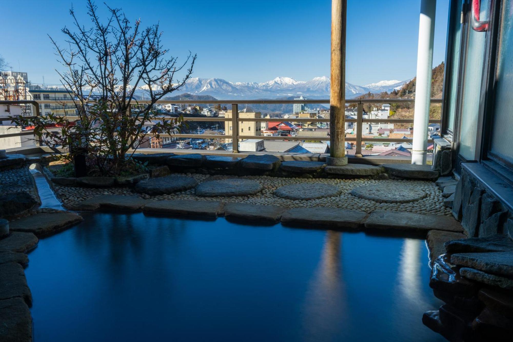苏米诺卢酒店 山之內 外观 照片